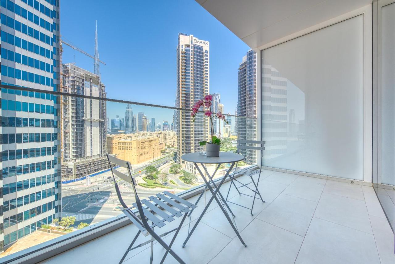 Maison Privee - Luxury, Spacious, Modern Near Burj Khalifa And Dubai Canal מראה חיצוני תמונה