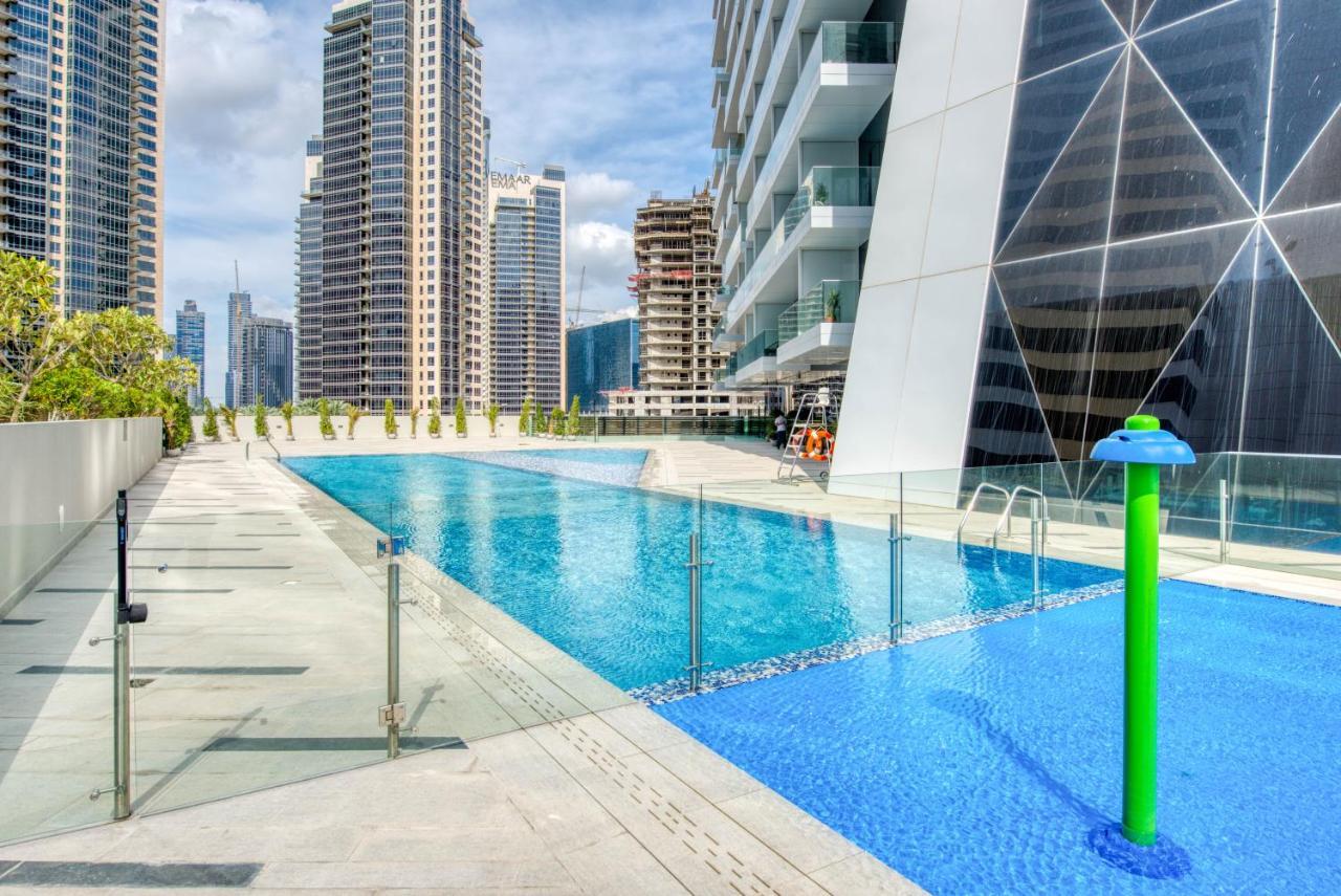 Maison Privee - Luxury, Spacious, Modern Near Burj Khalifa And Dubai Canal מראה חיצוני תמונה